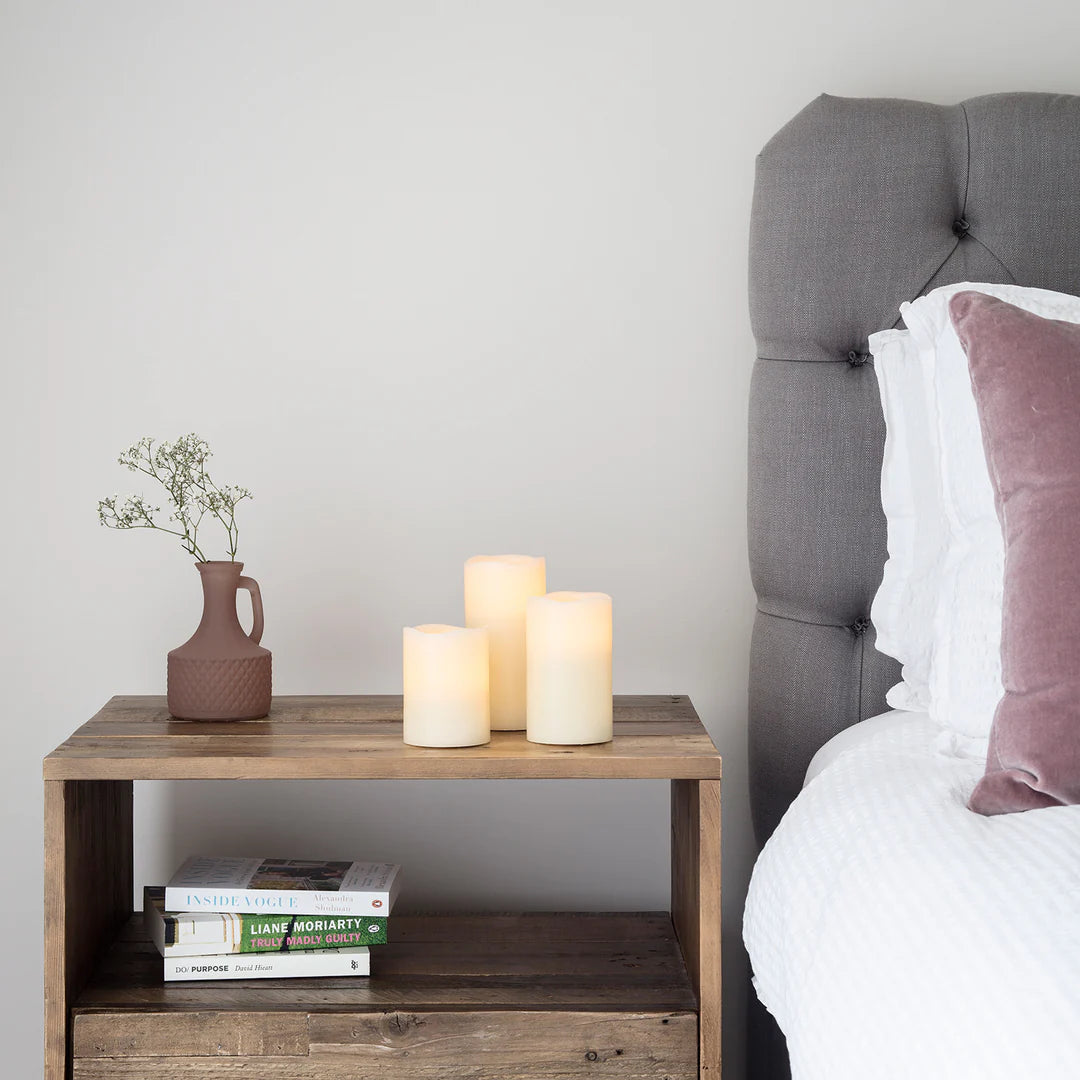 Sæt med 3 høje flammeløse LED-lys af voks