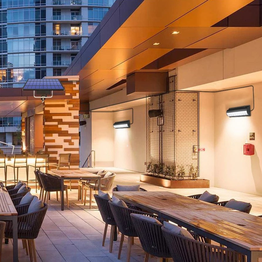 Solcelle-væglampe med dobbelt hoved og separat panel