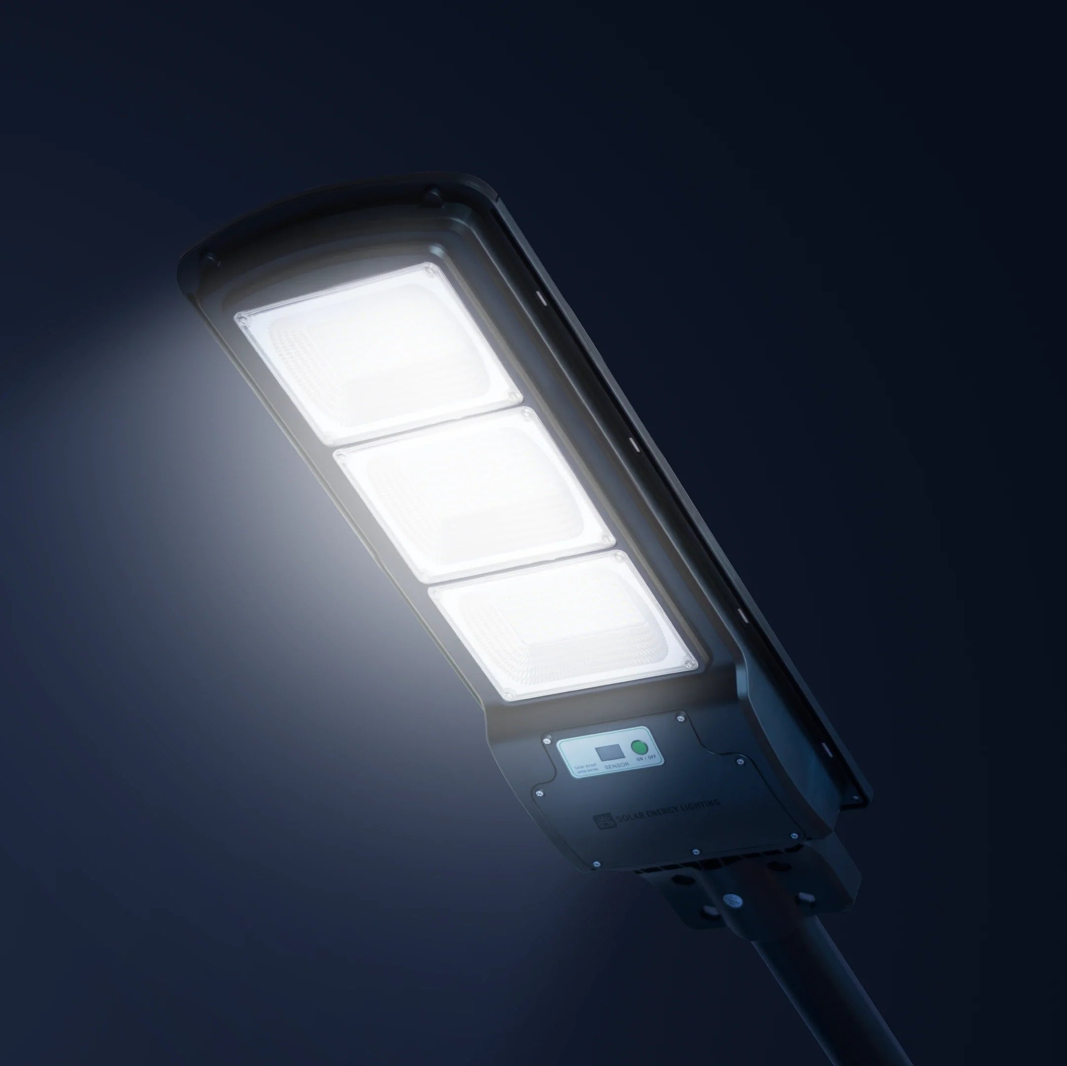IlluminateSolarMega™- Den ultimative 375W/6500 lumen ultralyse solcelle-gadelygte (Bundle-tilbud)